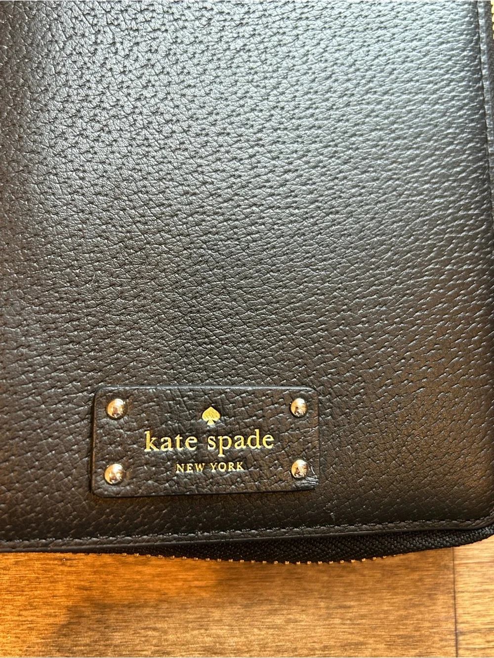 Kate Spade Grove Street Black Leather Personal Size Zip Wallet Agenda